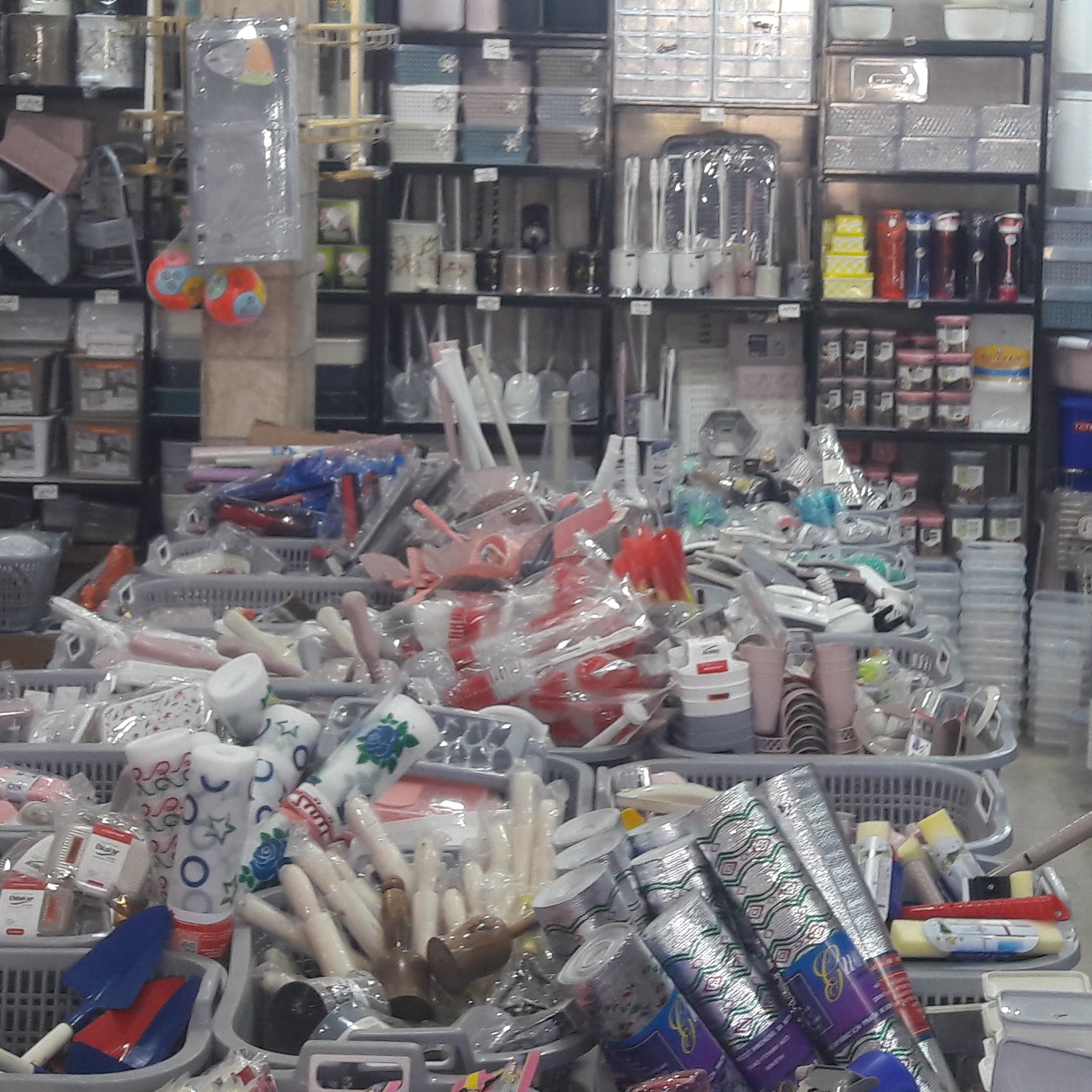 عزیز نوروزی