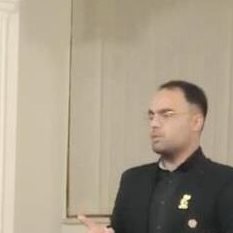 رامین حسنی